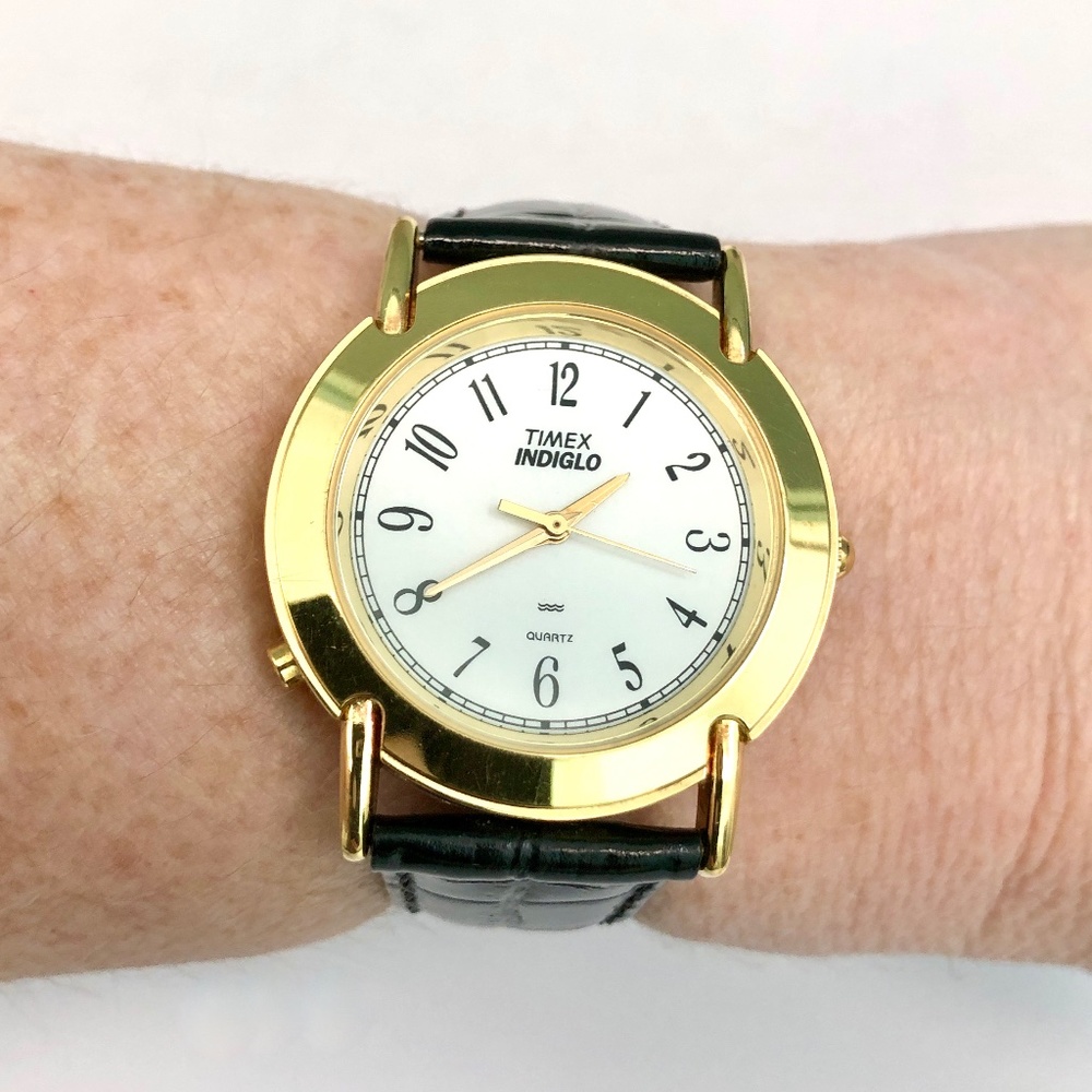 TIMEX INDIGLO Unisex Easy Read Gold Tone Black Leather Vintage Analog Watch